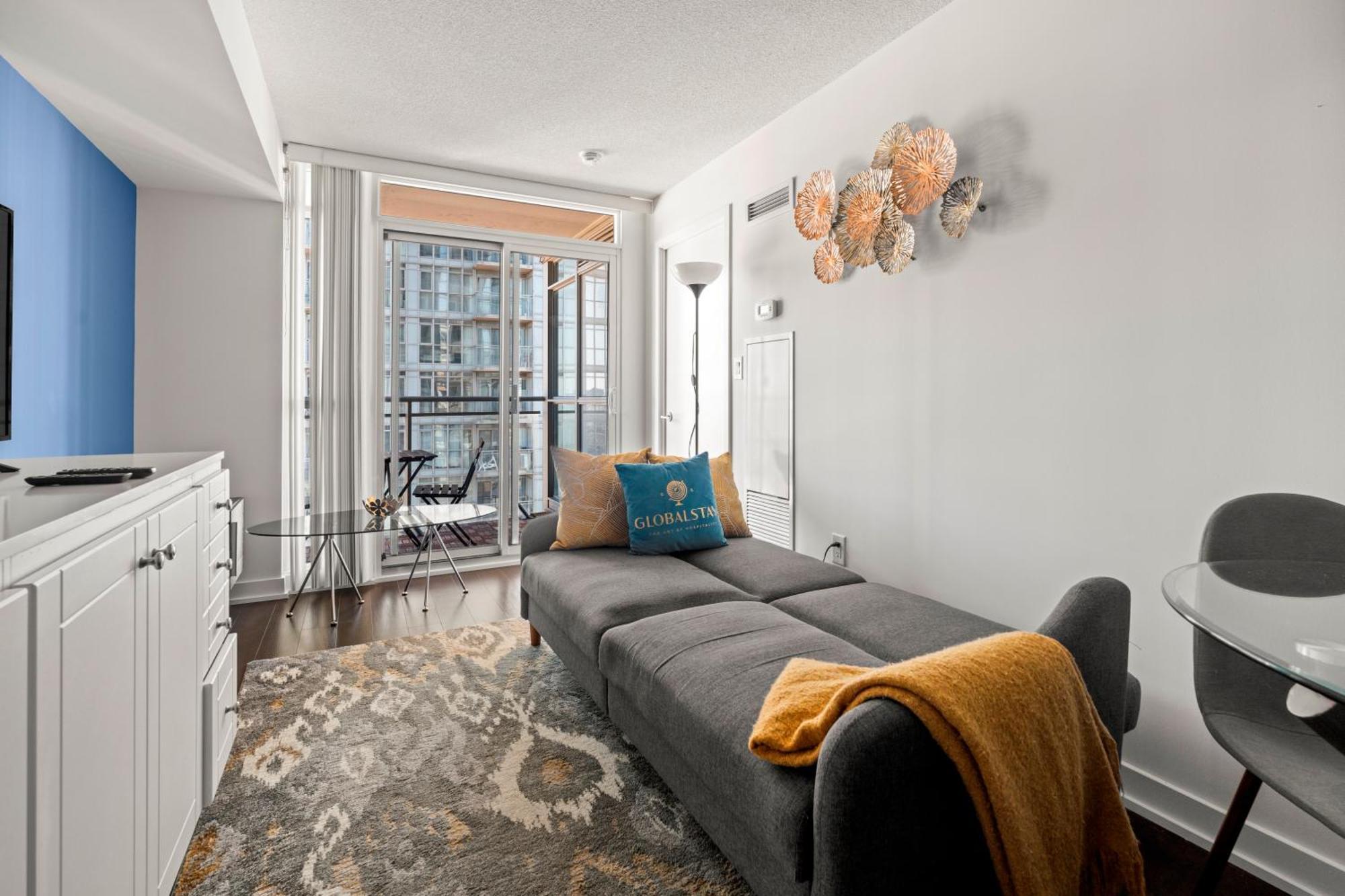 Globalstay Elegant Downtown Apartments Торонто Екстериор снимка