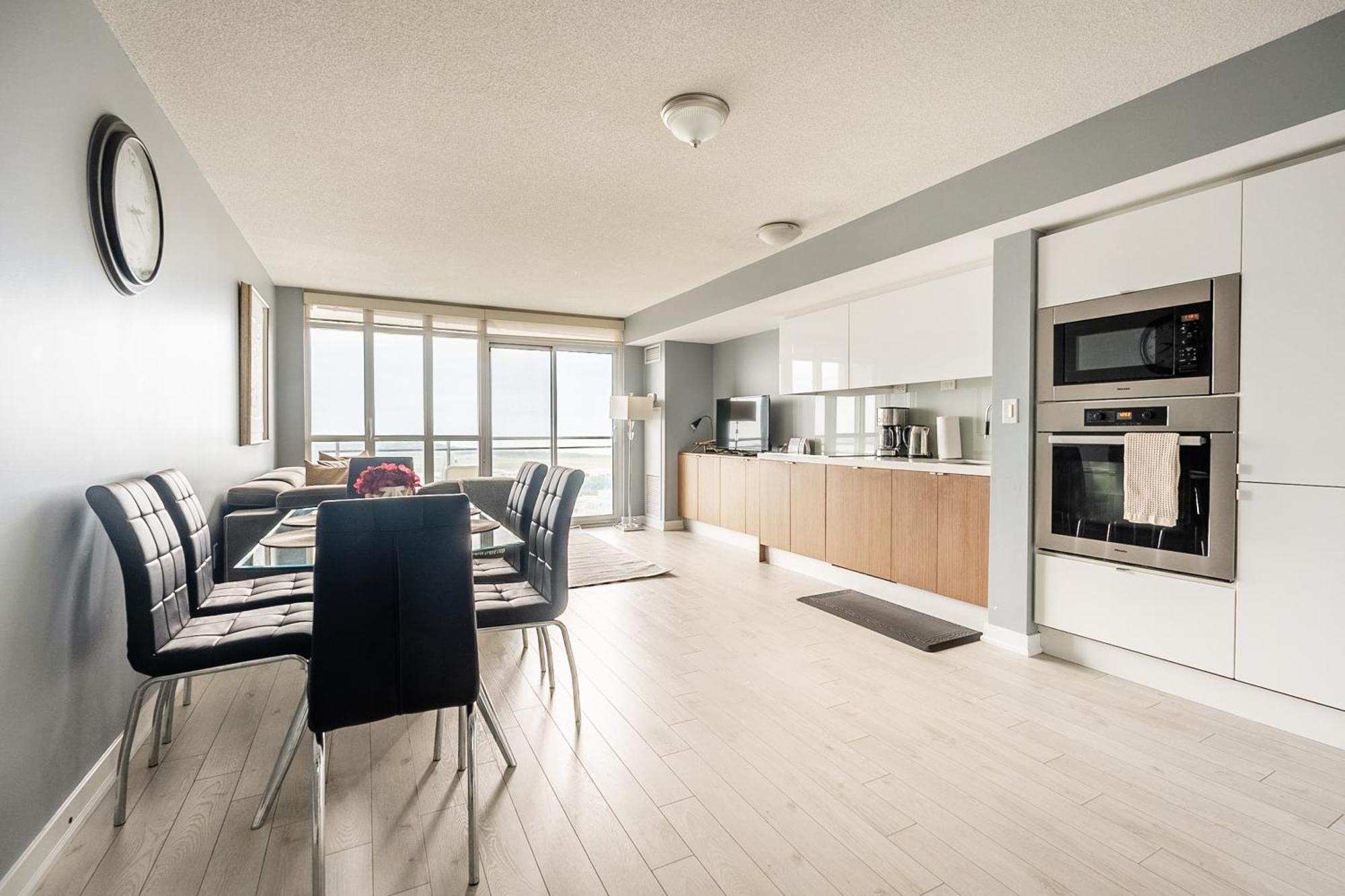 Globalstay Elegant Downtown Apartments Торонто Екстериор снимка