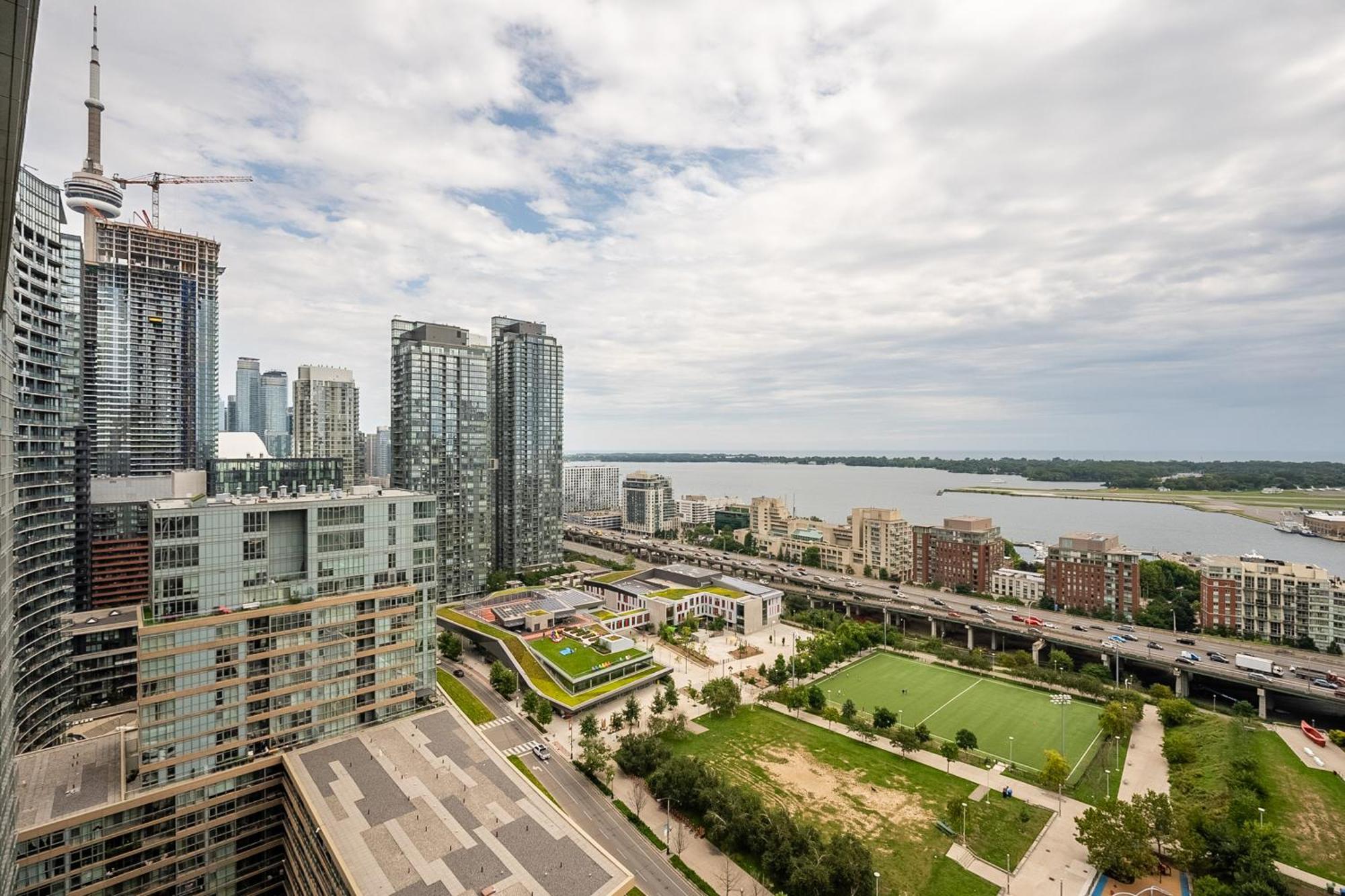 Globalstay Elegant Downtown Apartments Торонто Екстериор снимка