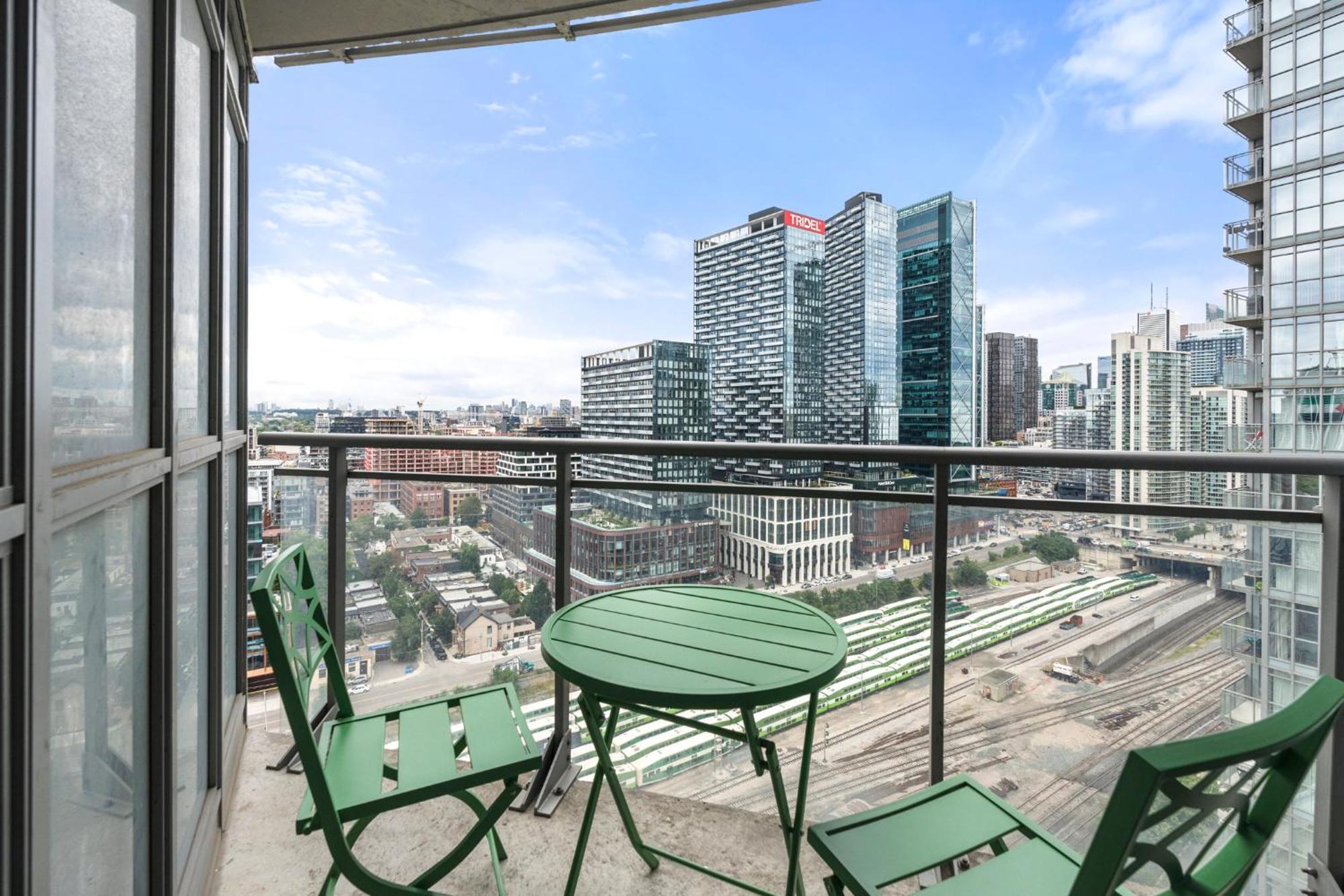 Globalstay Elegant Downtown Apartments Торонто Екстериор снимка